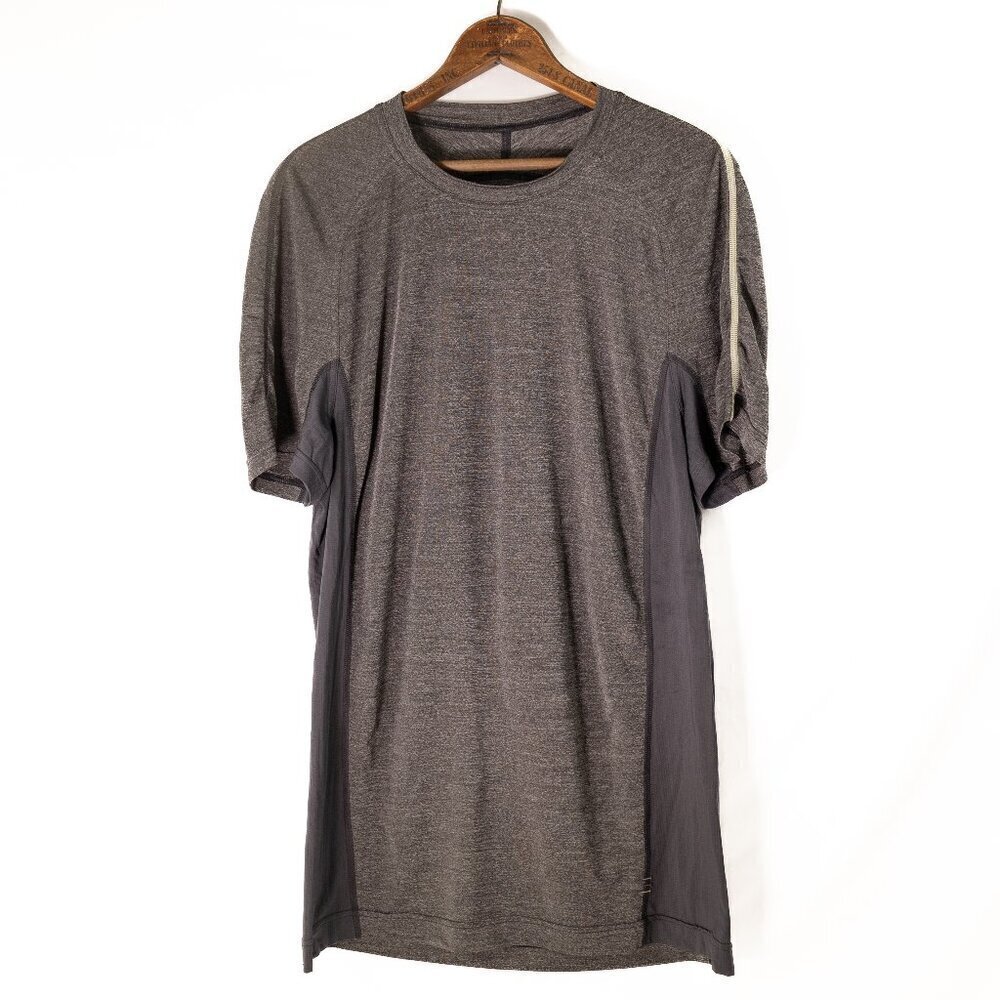 Lululemon Men's Sheer Running Workout Top Large Lightweight Long Athletic